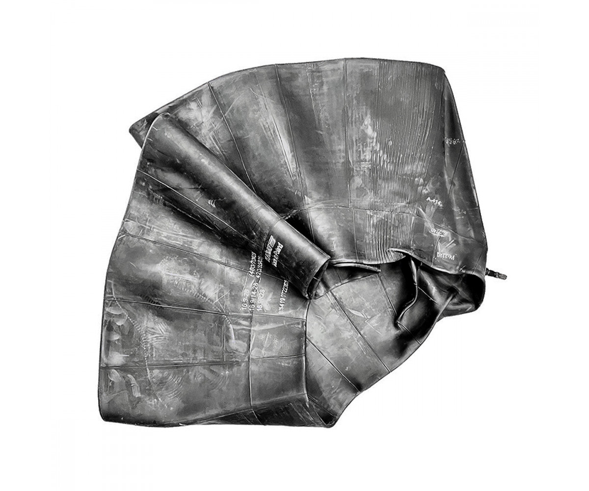 R28 16.9-28 inner tube, aftermarket
